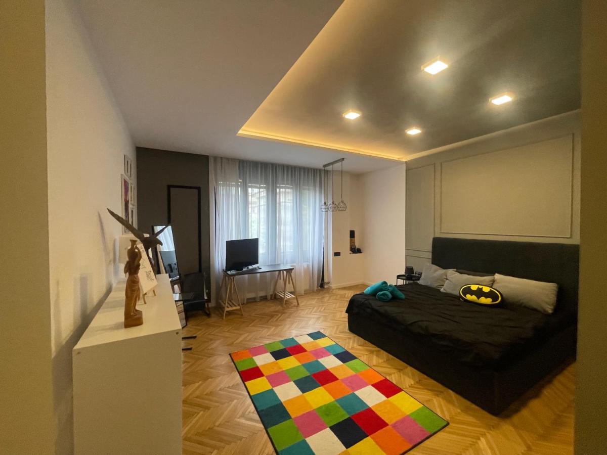 New Opera Studio Old City Center Self Check In Apartment ทิมิชัวรา ภายนอก รูปภาพ
